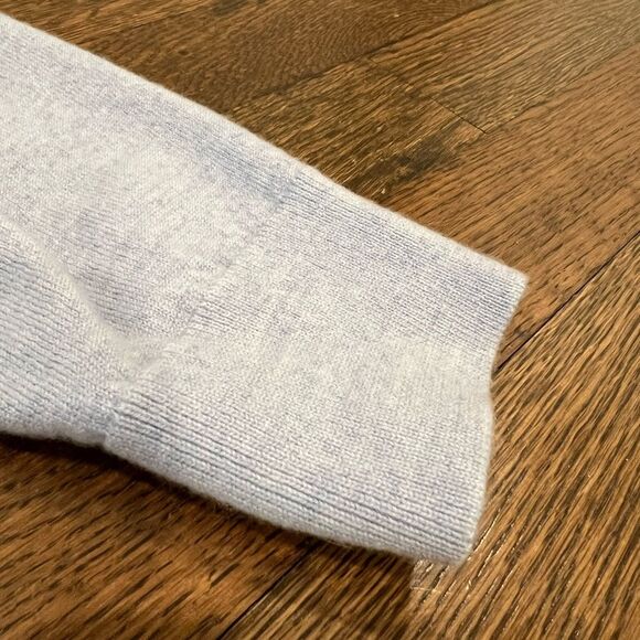 Banana Republic Italian Merino Yarn Crewneck Sweater Size Large - Picture 11 of 11